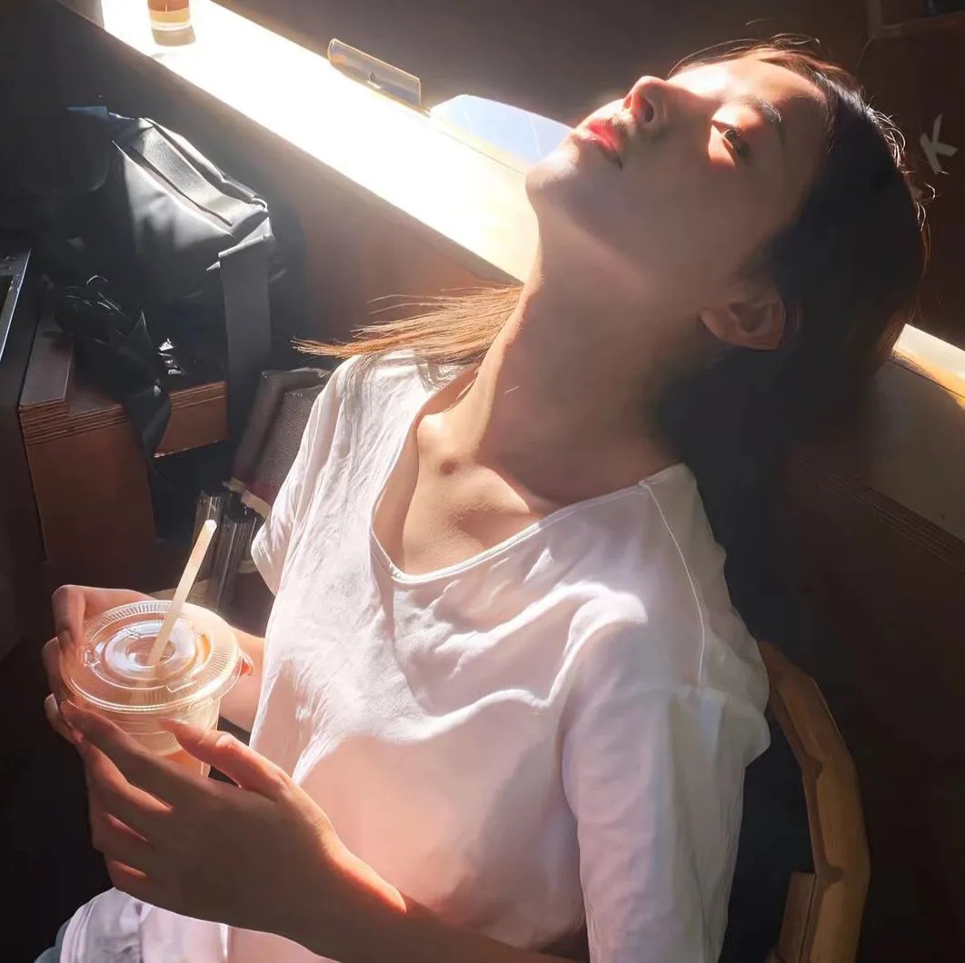 致敬英雄